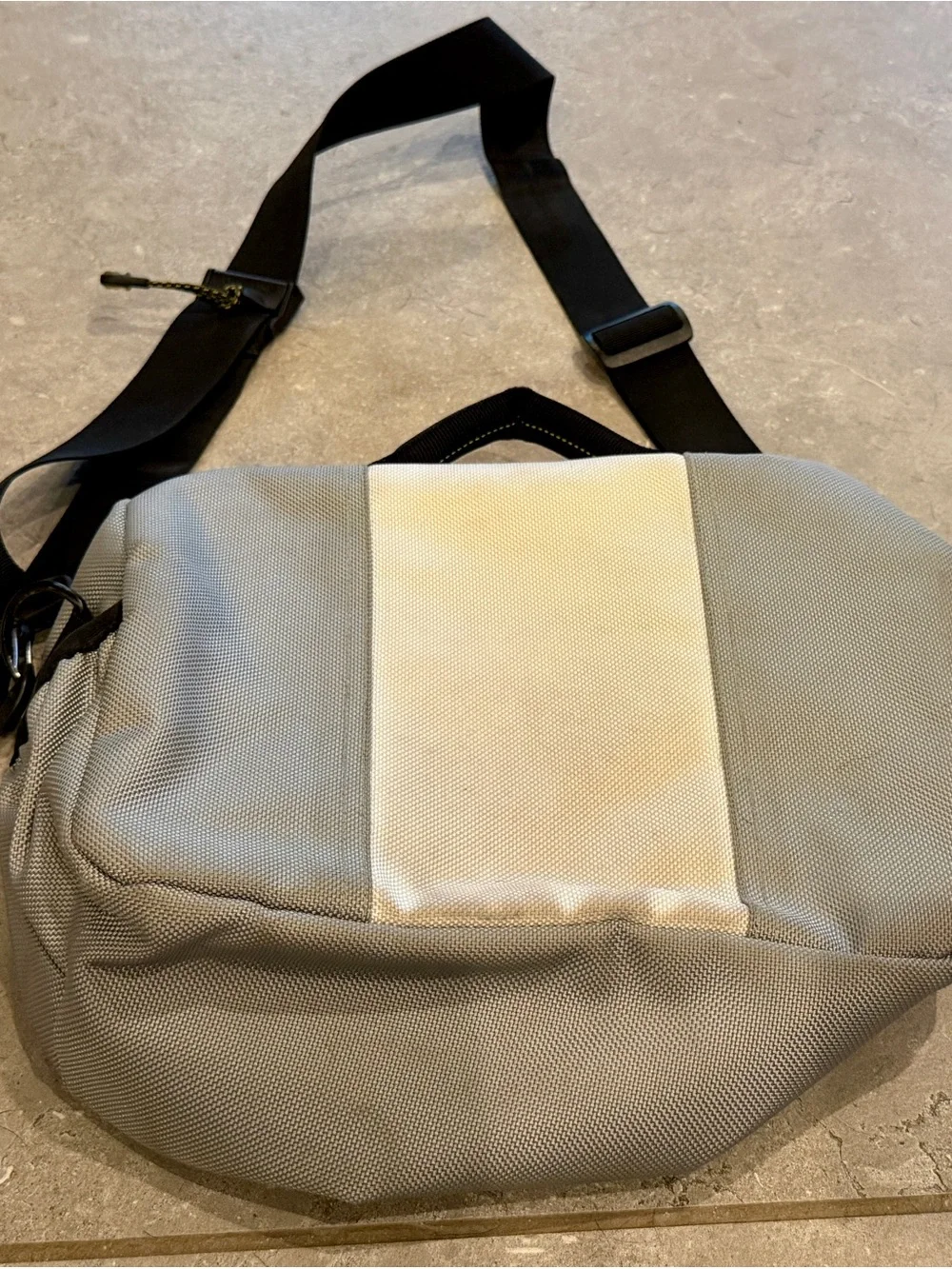 Timbuk2 Small Messenger Bag Gray White Crossbody Organizer